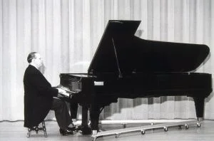 Photo de Paul Doyon au piano